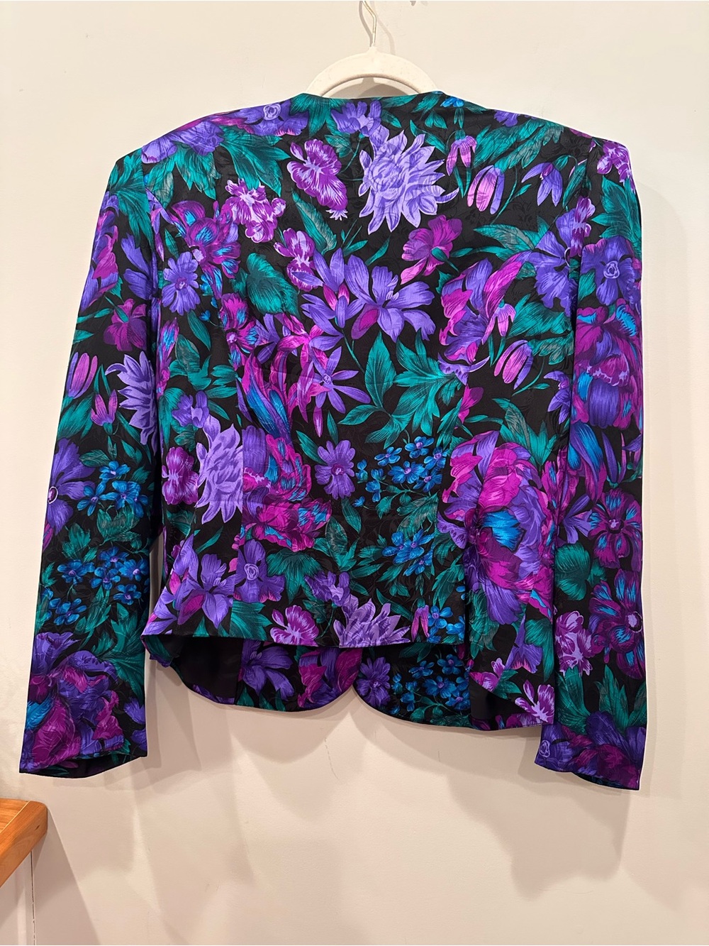 Vintage Talbots Maggy London 100% Silk Blazer Dark Florals Shoulder Pads Sz 16 - Picture 8 of 11